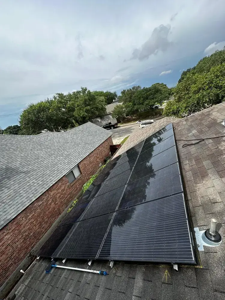 Solar installation Central Texas home